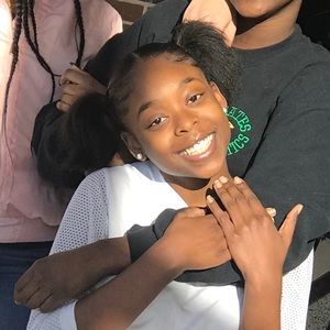 Meet your Posher, Harmonee